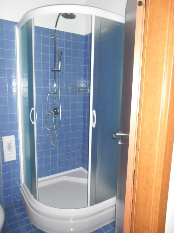 Hotel Arli Senica Oda fotoğraf
